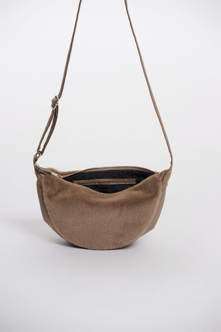 Crossbag von Rino & Pelle in Toffee Art. RP6436