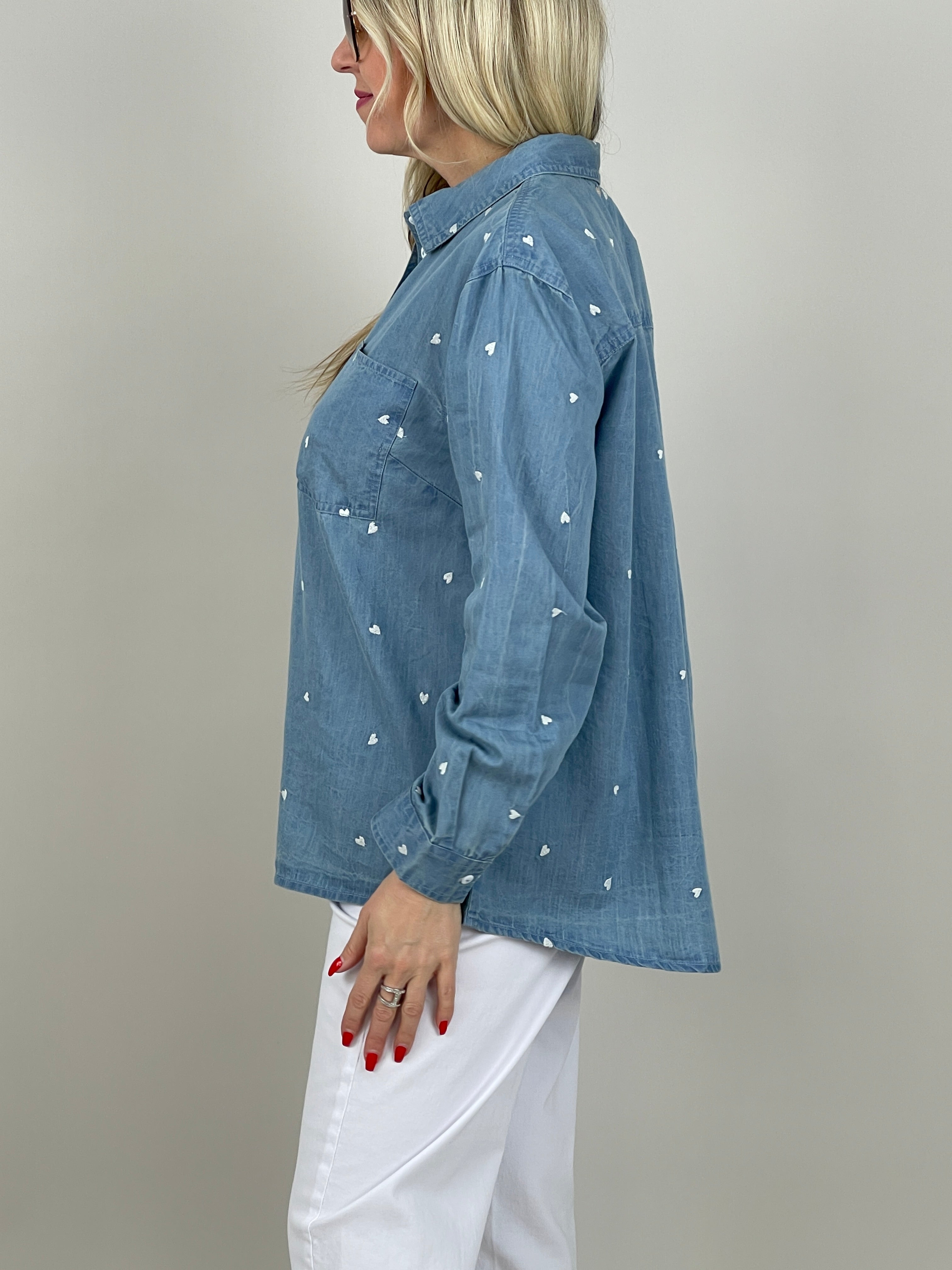 Bluse mit Herzen