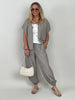 Leichter 2-Teiler mit Bluse und Ballonhose in Taupe