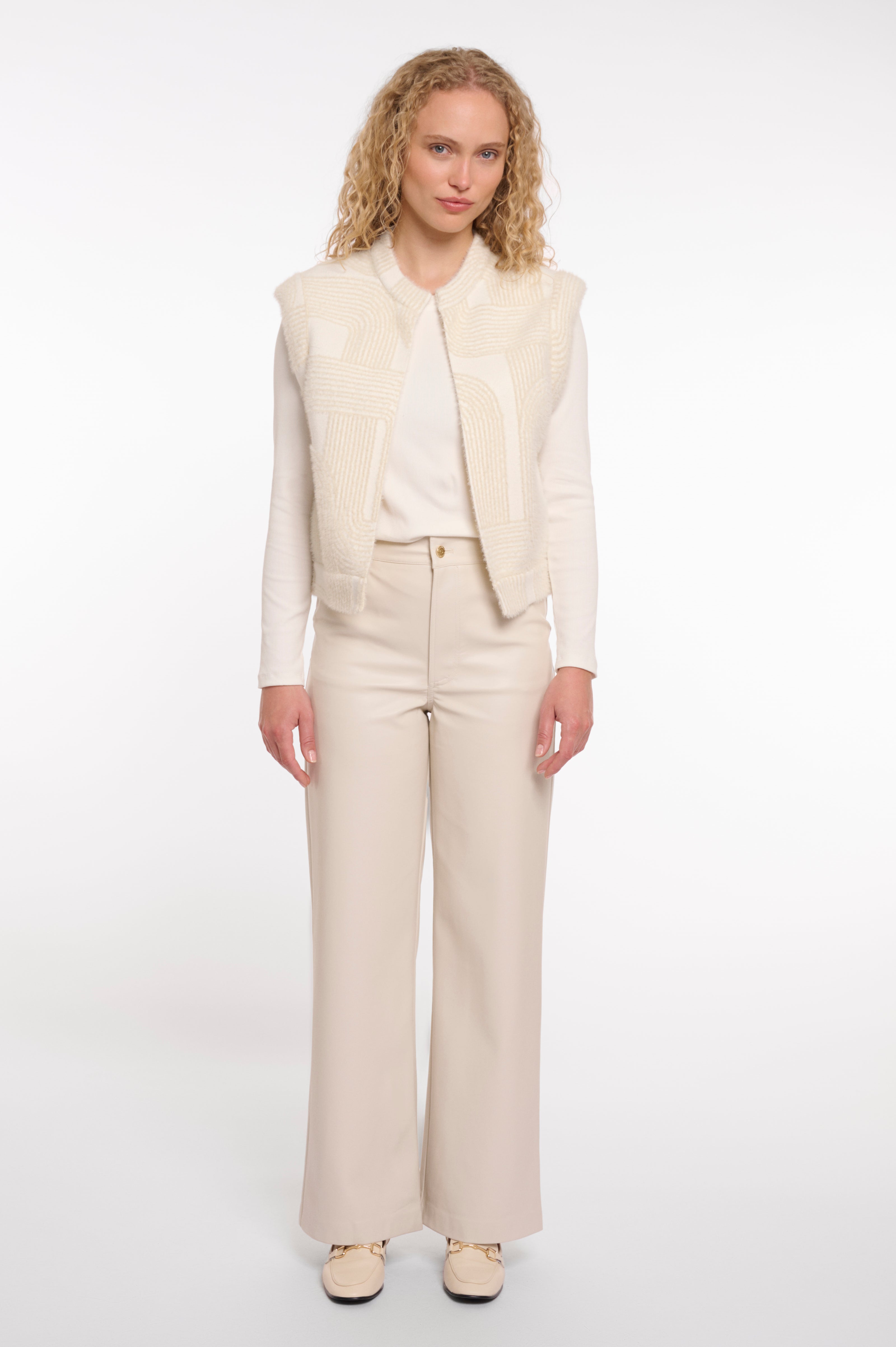 Weste Elona von Rino&Pelle in Birch Labyrinth