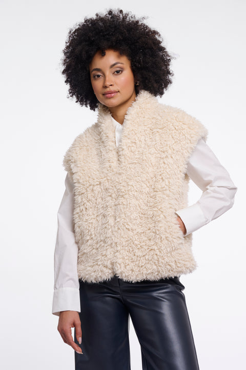 Weste Freya von Rino&Pelle in Birch