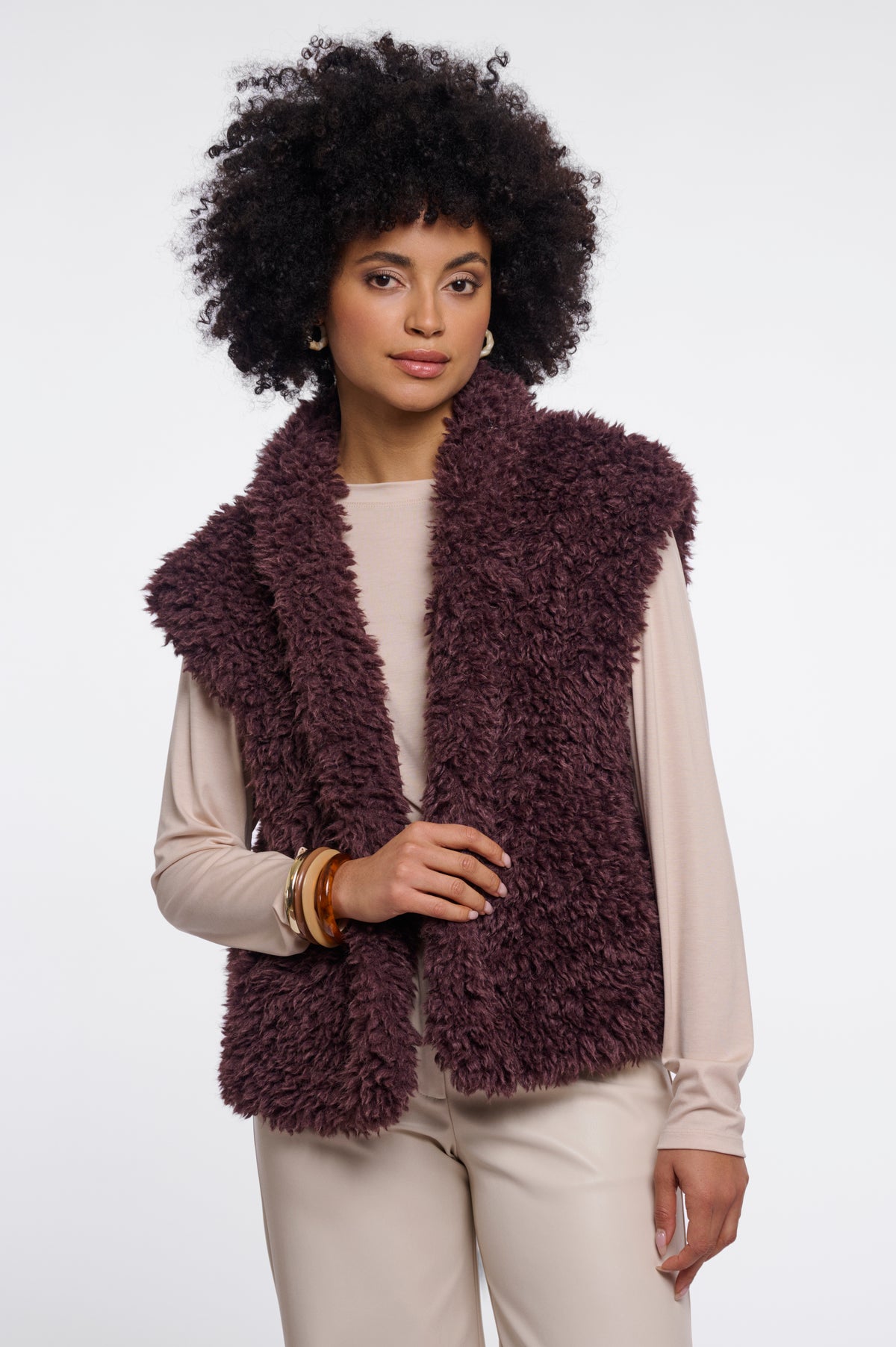 Weste Freya von Rino&Pelle in Chocolate Bean