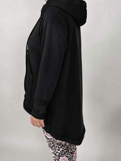 Langer Hoodie in Schwarz