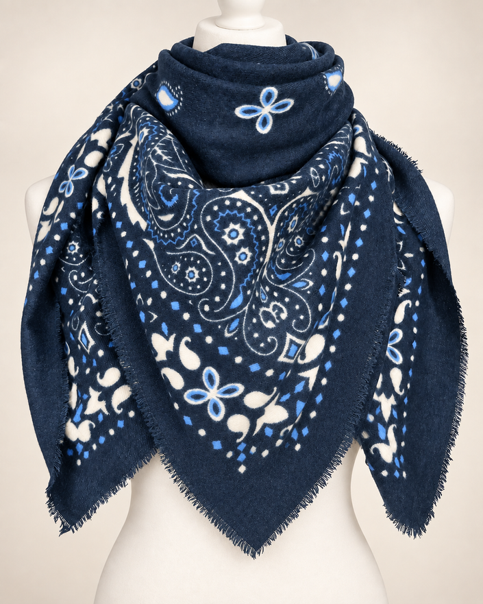 Dreieckstuch mit Paisley-Muster in Marine/Creme