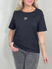 T-Shirt mit kleiner Applikation in versch. Farben Artikel 5605