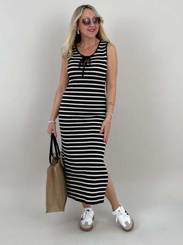 Kleid Feinstrick Streifen in Creme/Schwarz Artikel 6101