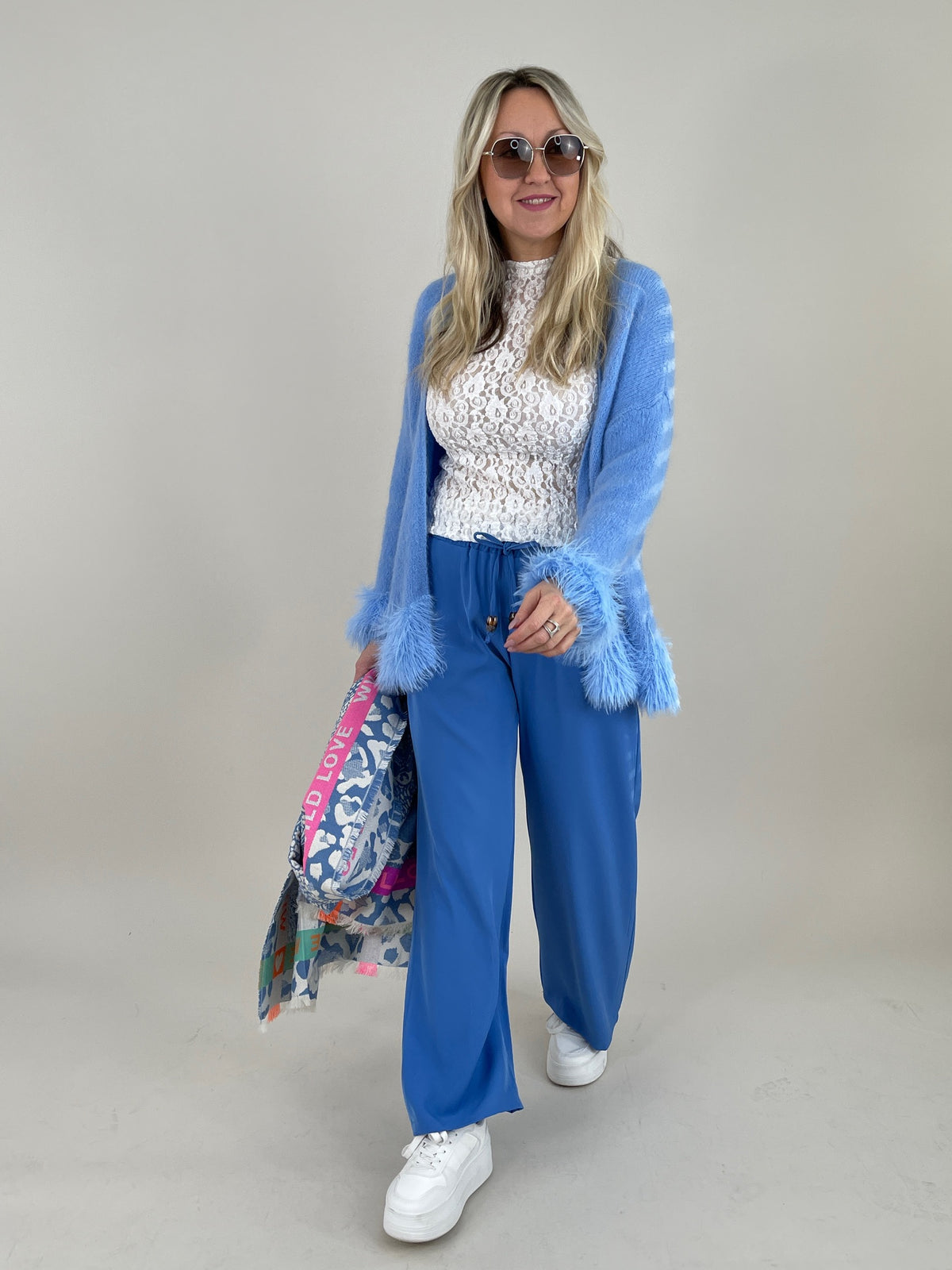 Cardigan Fransen in Blau