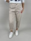 Jeans Ballon Schnitt in Beige