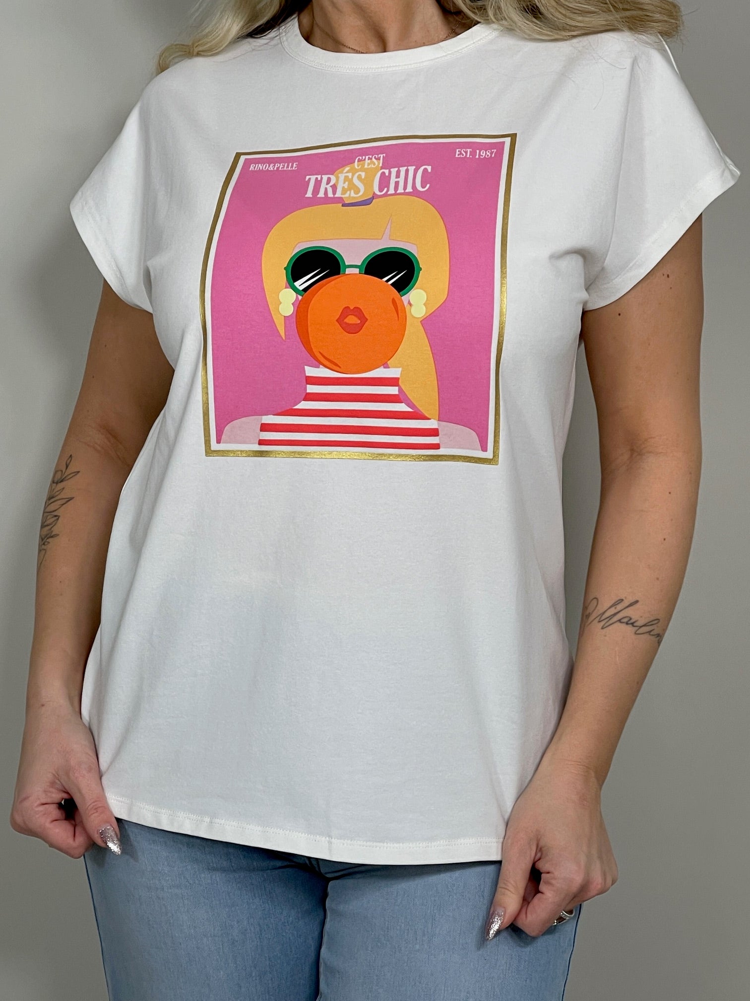 T-Shirt von Rino&Pelle mit Druck in Offwhite
