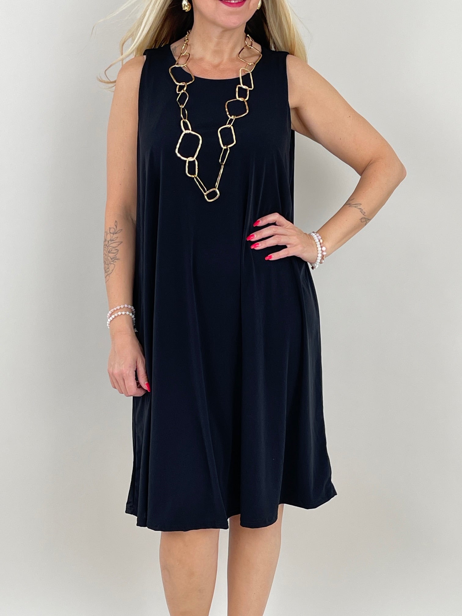 Kleid Kofferstoff Uni in Schwarz Artikel 6132