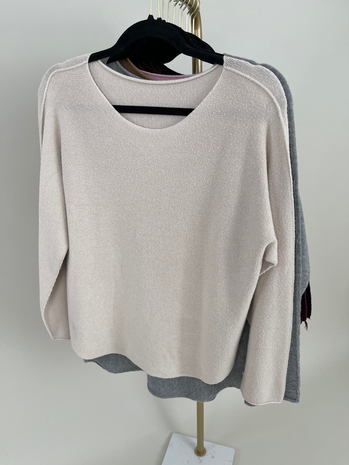 Pullover Uni Rundhals-Ausschnitt in versch. Farben