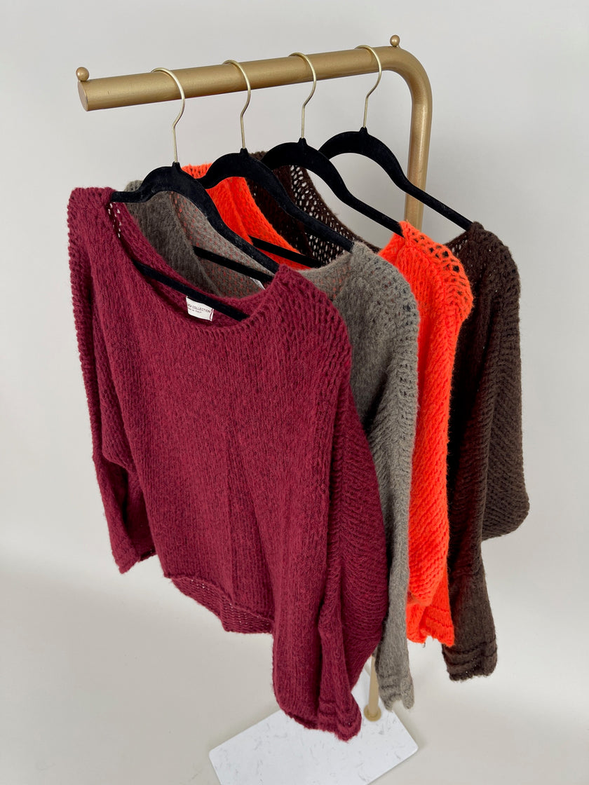 Pullover Soft  vorne kürzer in versch. Farben Artikel 5329