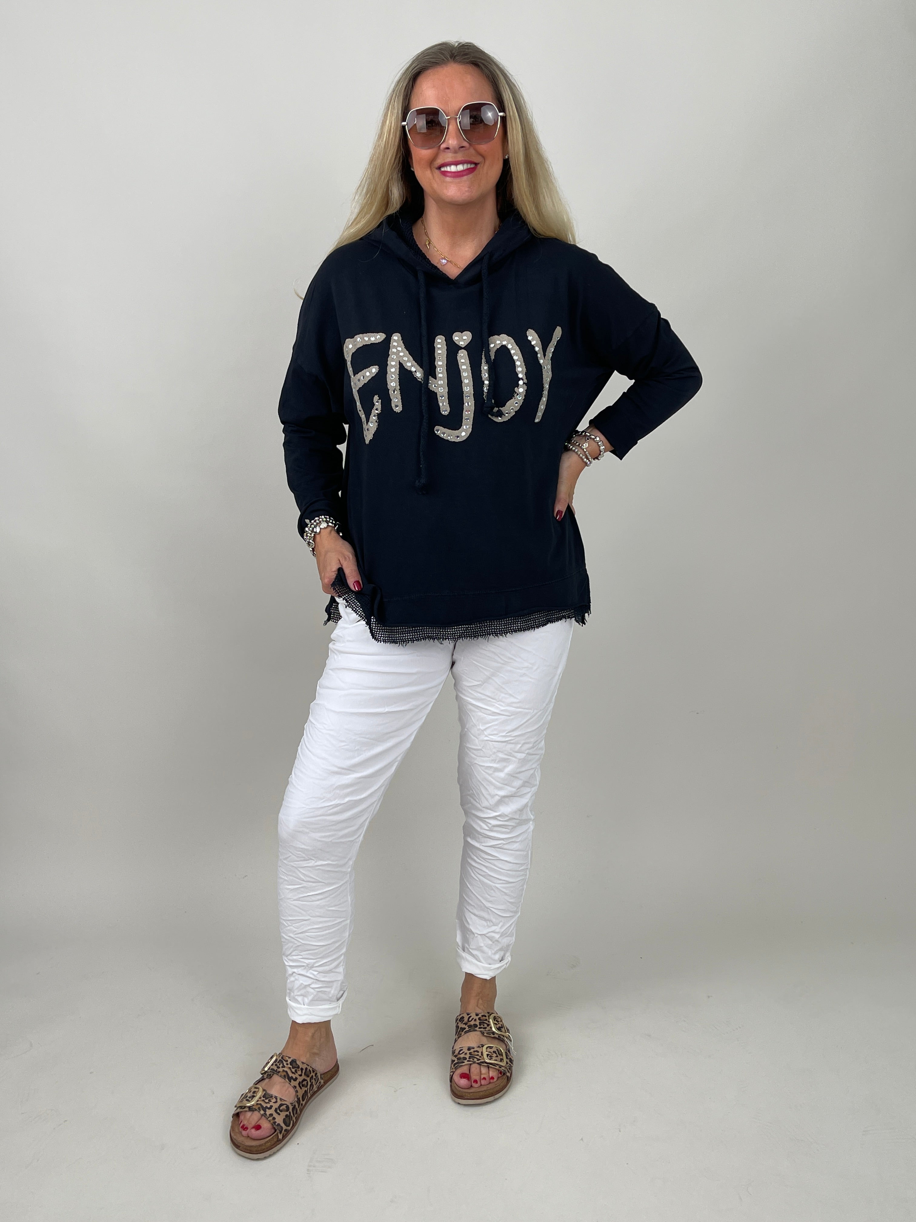 Hoodie mit Glitzer-Schriftzug in Schwarz