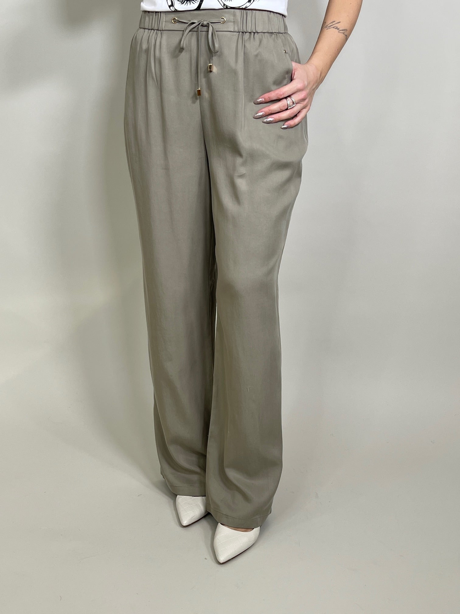 Hose von Rino&Pelle in KhakiArtikel RP5651