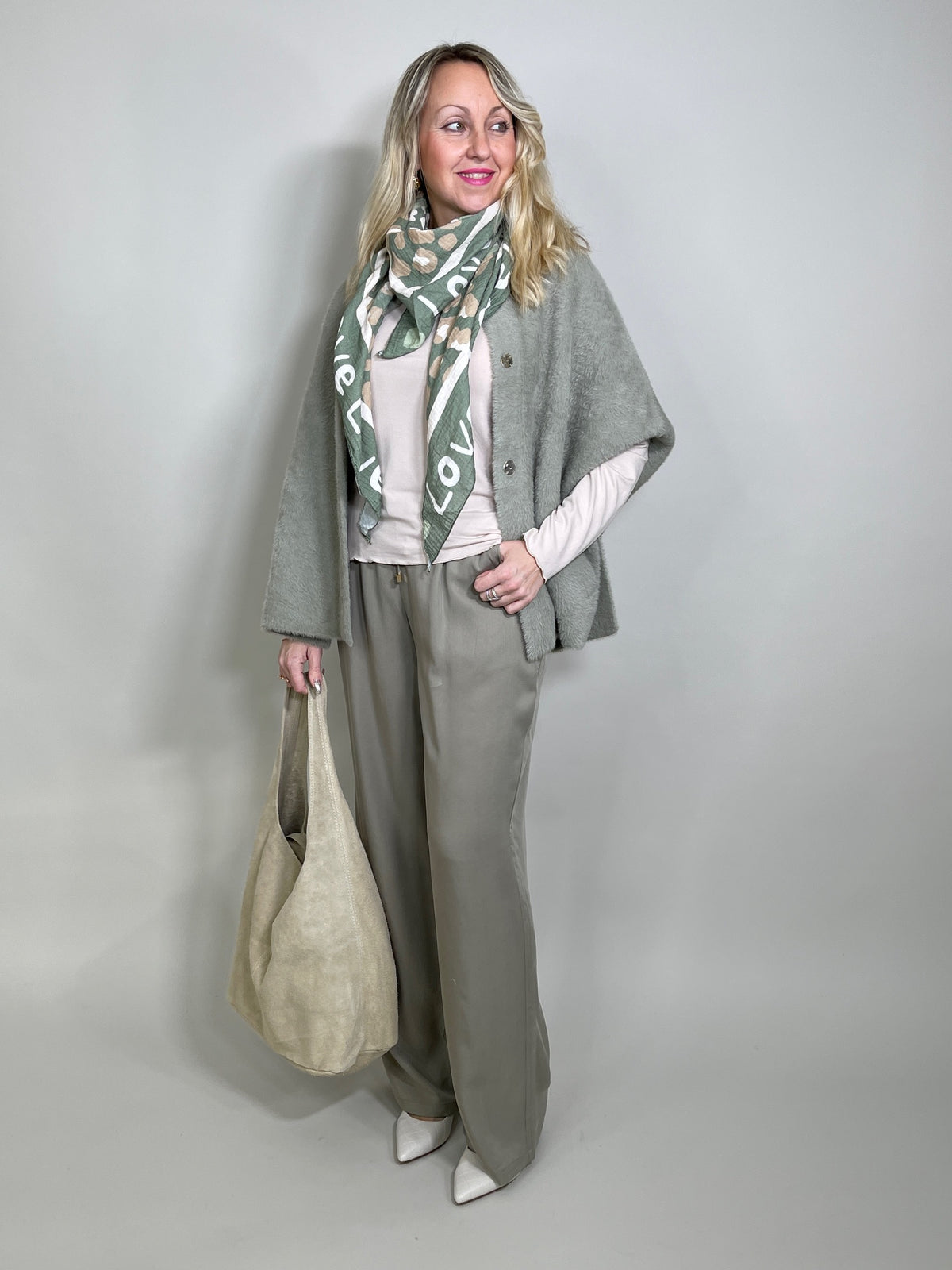 Cape von Rino&Pelle in Khaki