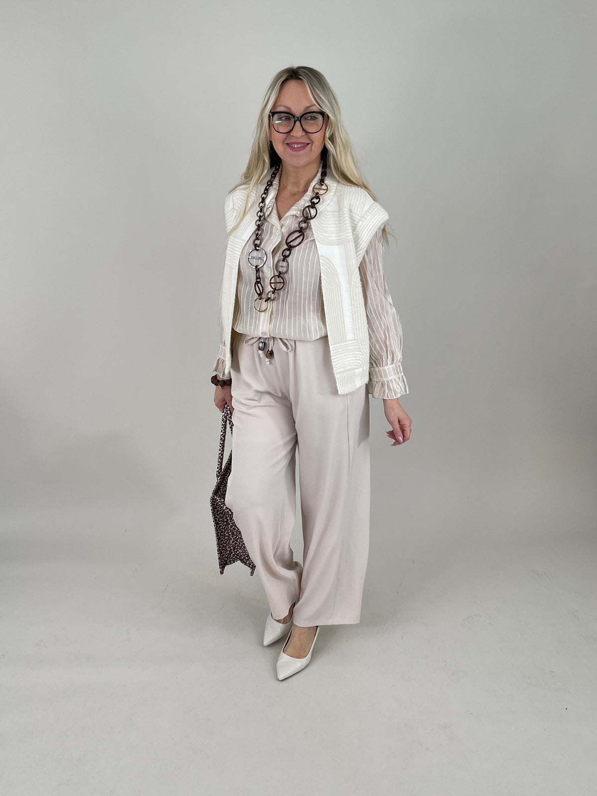 Weste Elona von Rino&Pelle in Birch Labyrinth