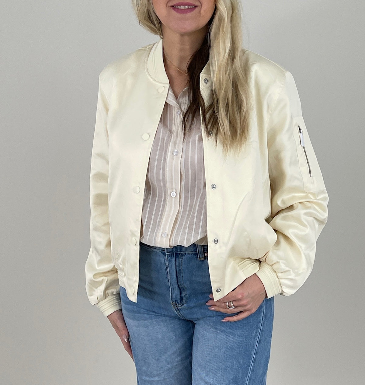 Bomber Jacke Banner in Birch von Rino&Pelle