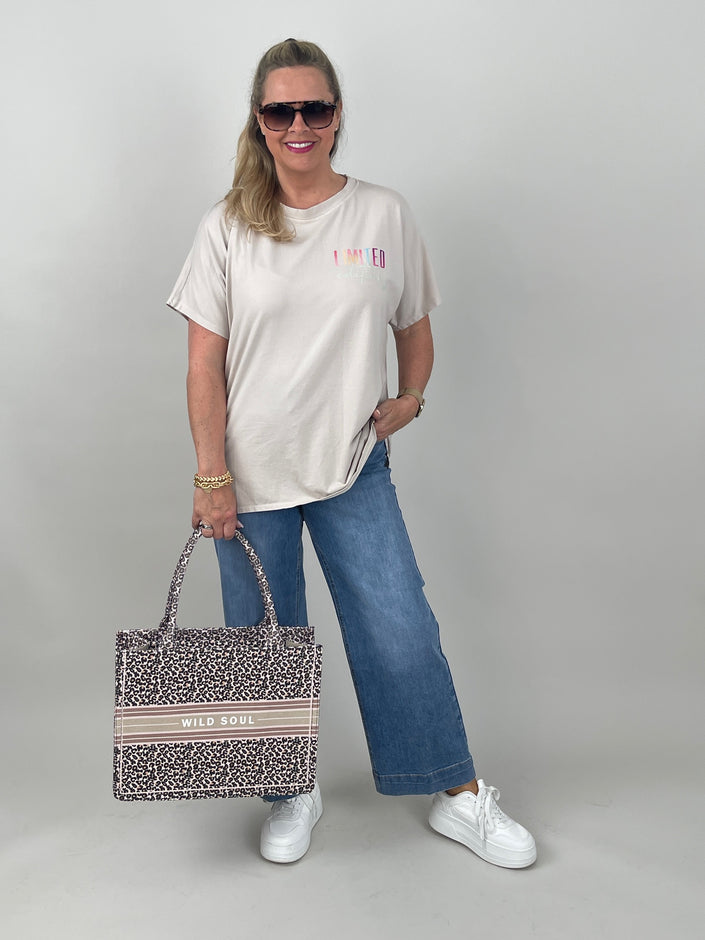 T-Shirt Limited Edition in Beige