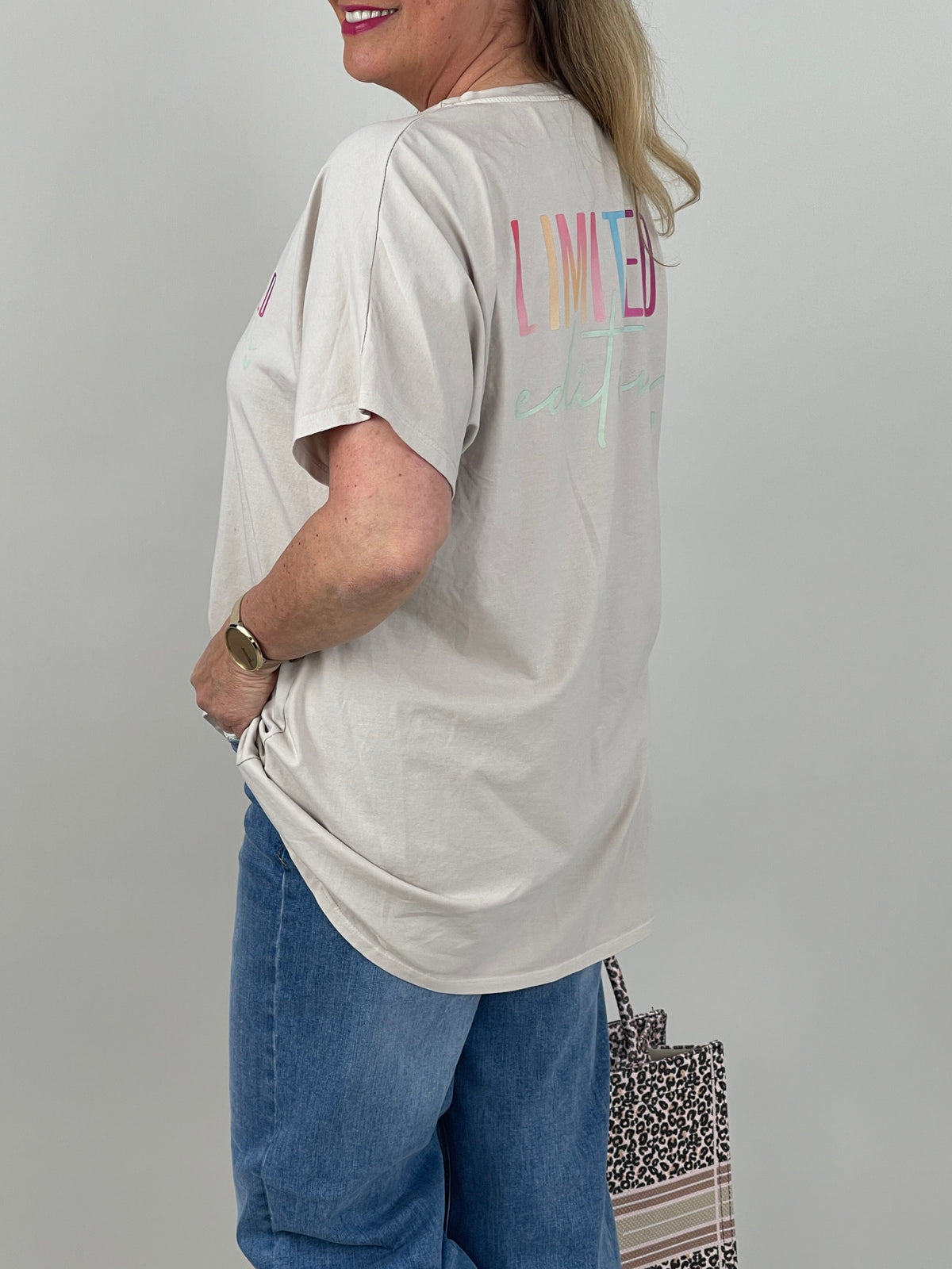 T-Shirt Limited Edition in Beige