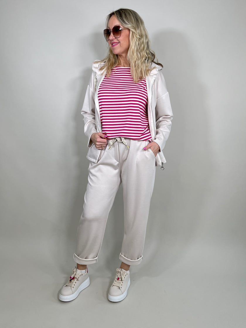 Sweatjacke mit Kapuze und Bändern in versch. Farben Artikel 5601