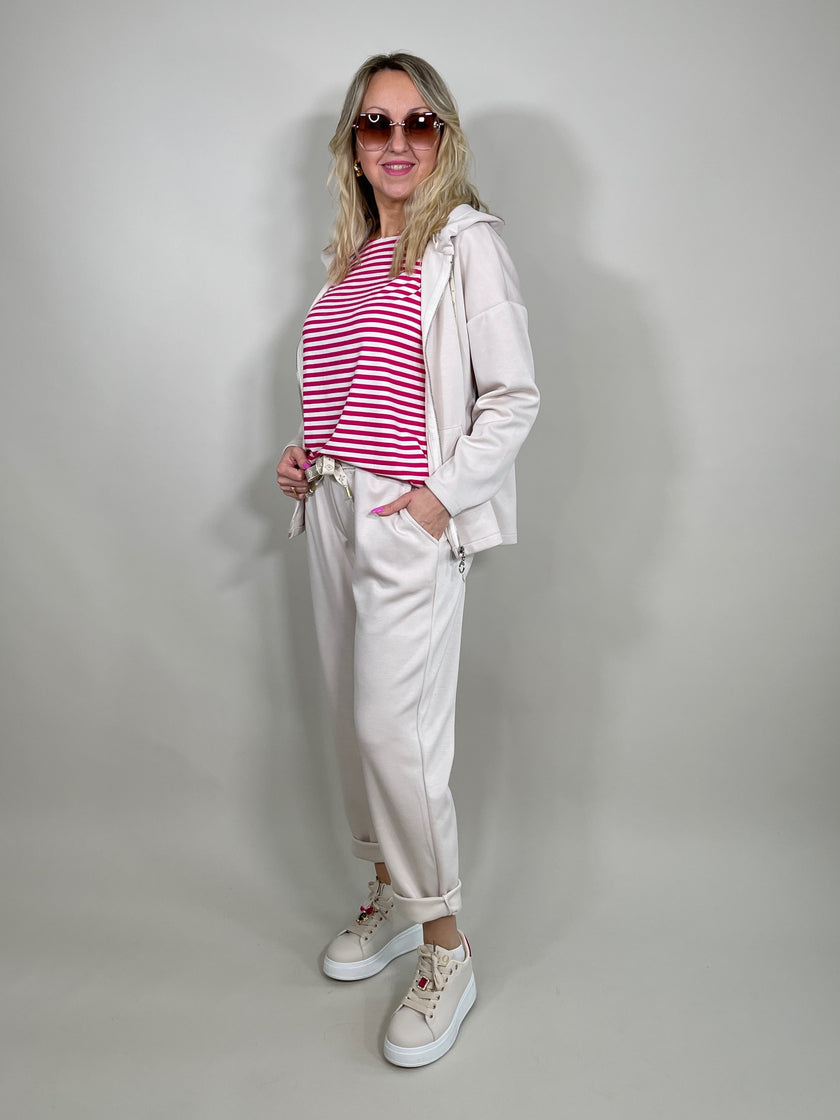 Sweatjacke mit Kapuze und Bändern in versch. Farben Artikel 5601