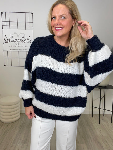 Pullover Bouclé Grobstrick mit Streifen in Marine/Weiß Art. 6537