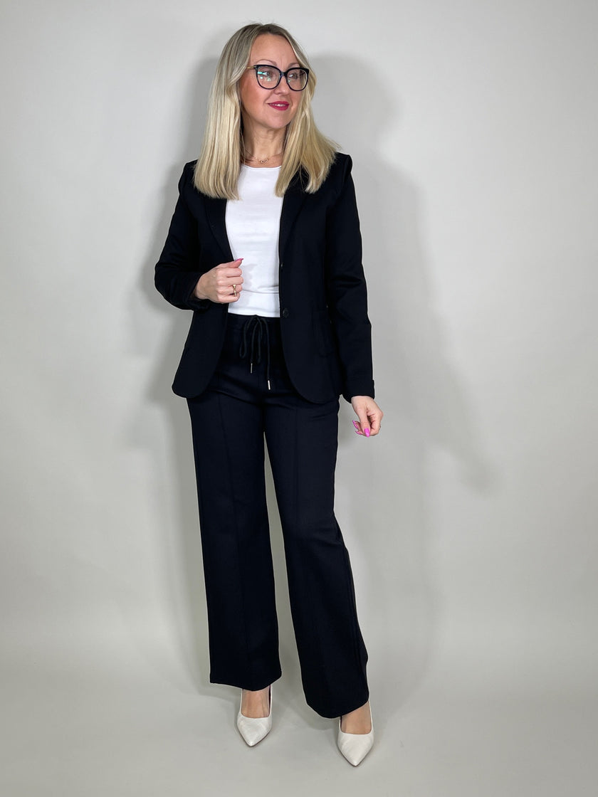 Blazer Classic in Schwarz Artikel 1092