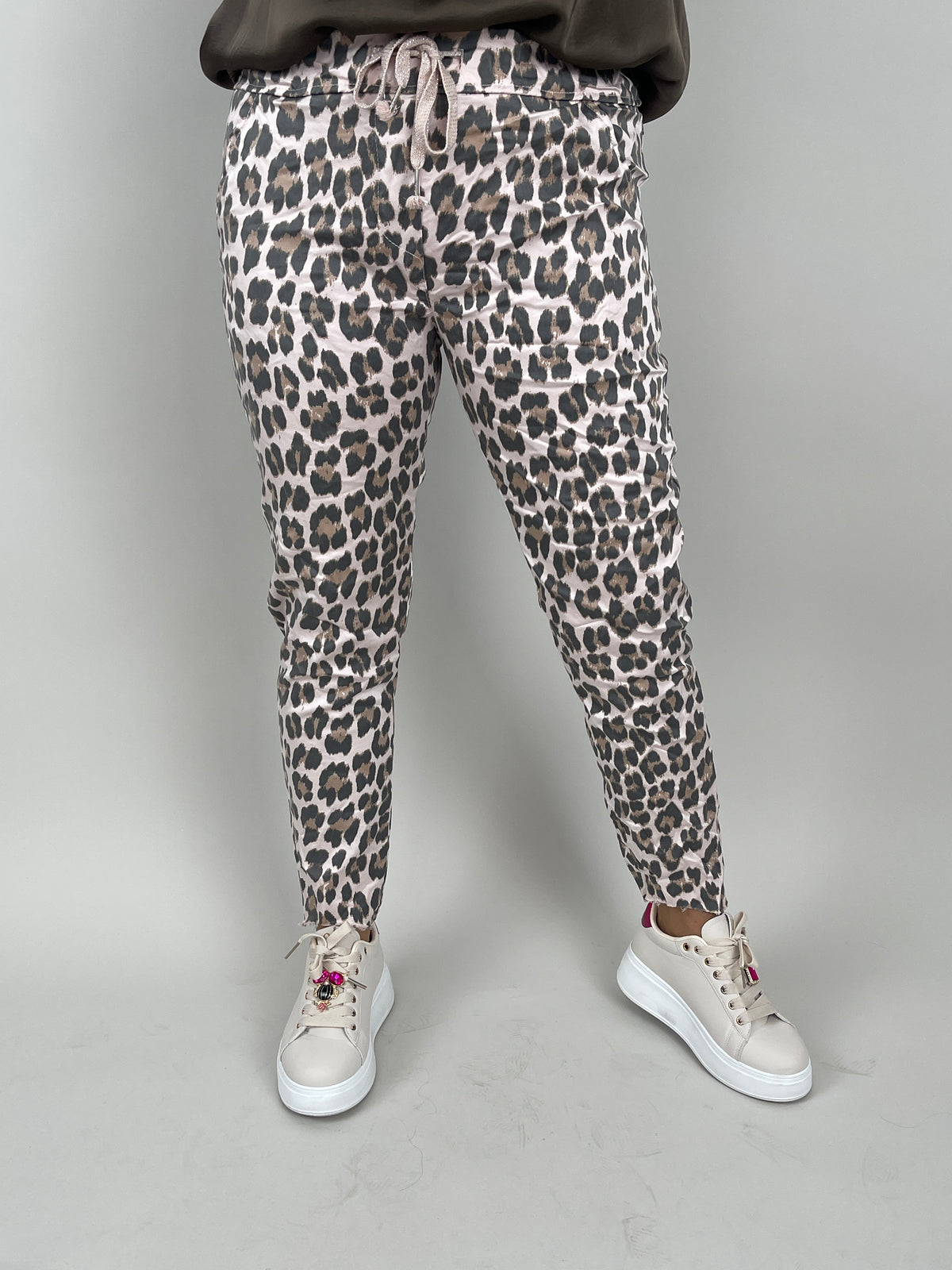 Jogpants in Leo/Hellrosa