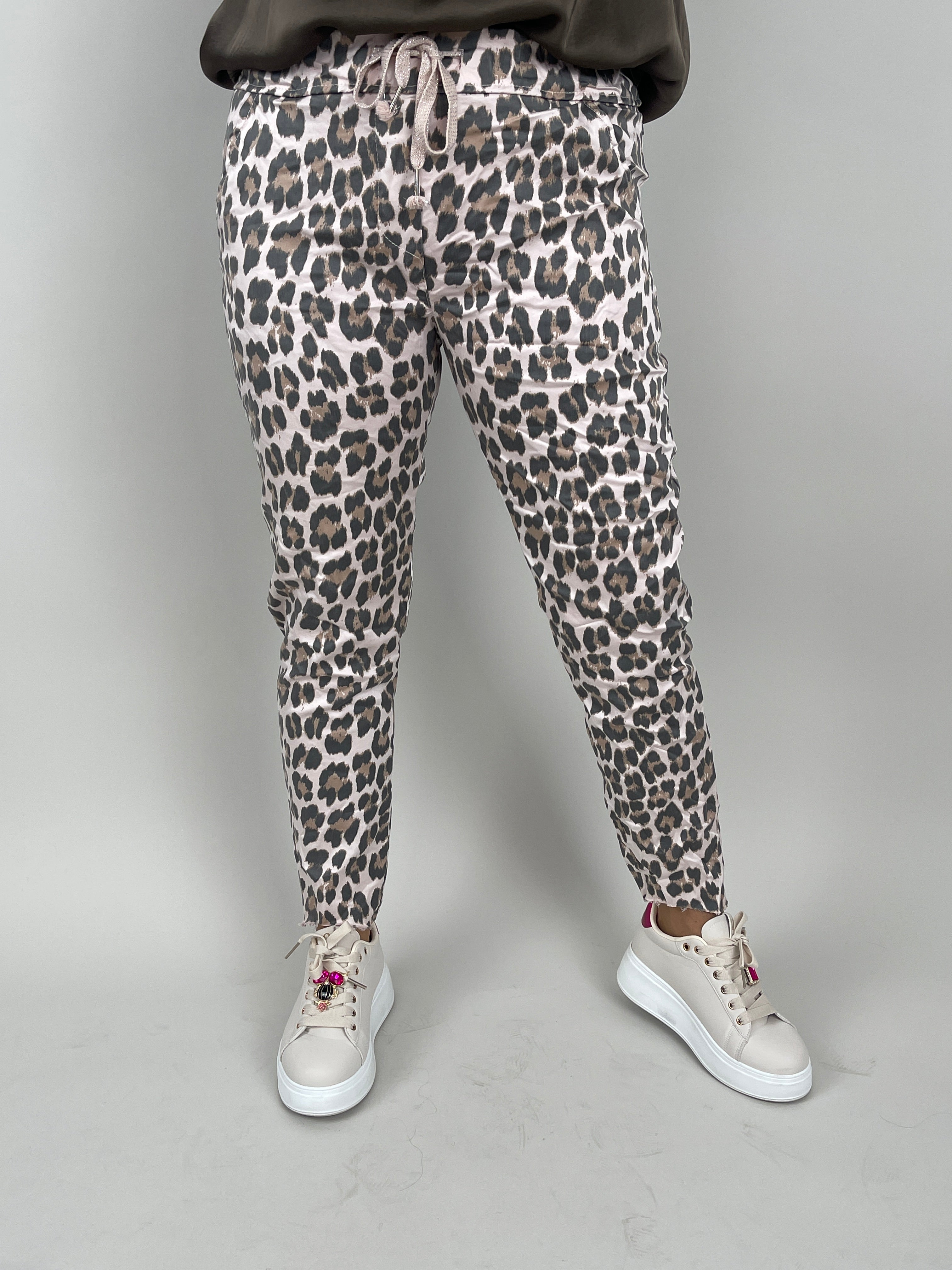 Jogpants in Leo/Hellrosa