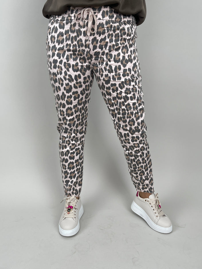 Jogpants in Leo/Hellrosa
