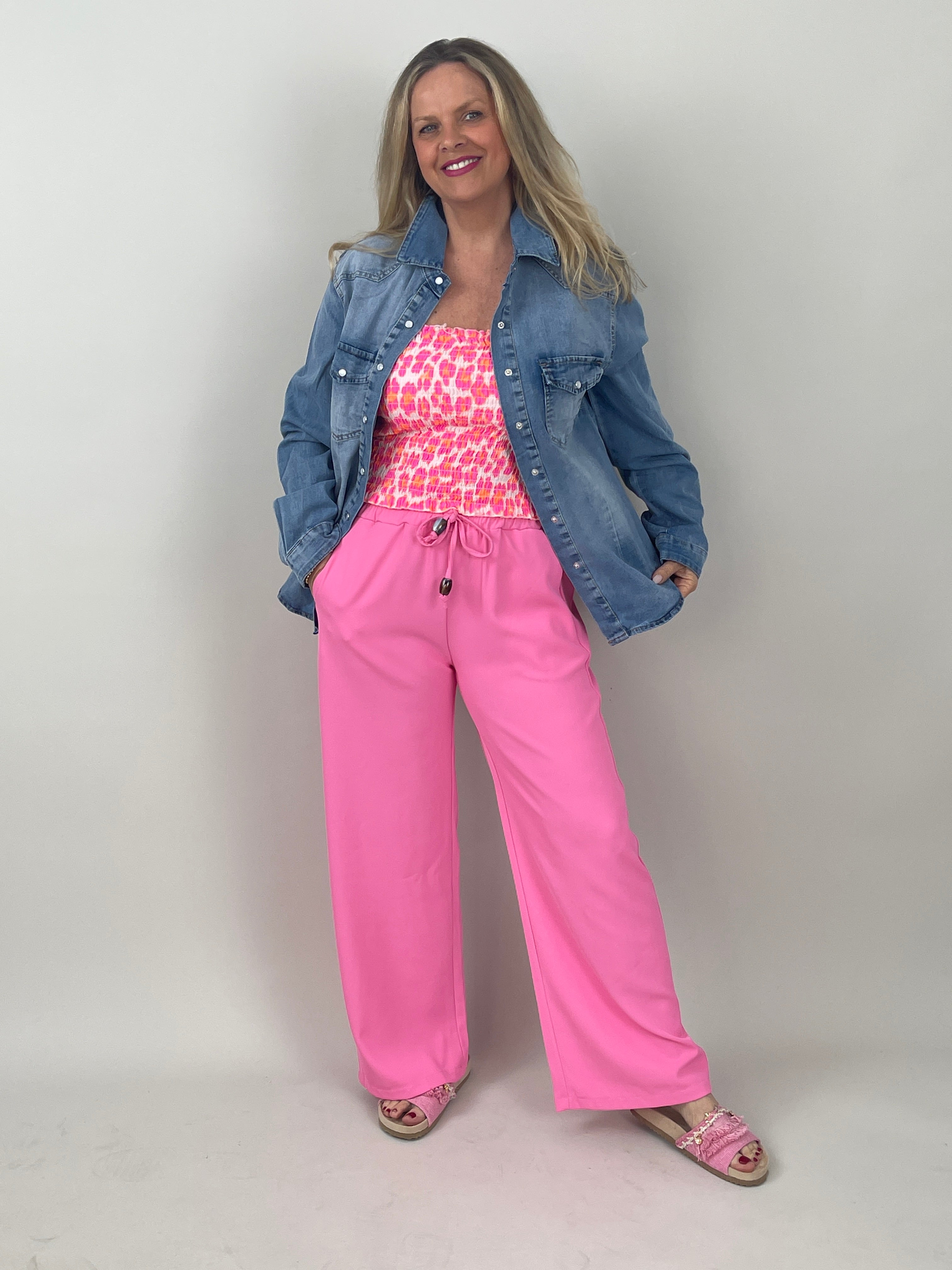 Smock-Top Leo in Neonpink