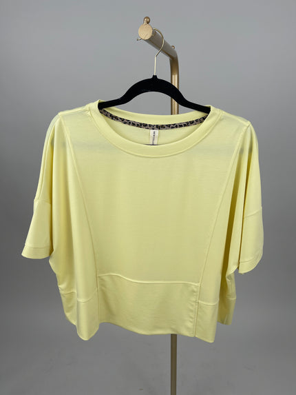 Shirt mit Knöpfen in versch. Farben