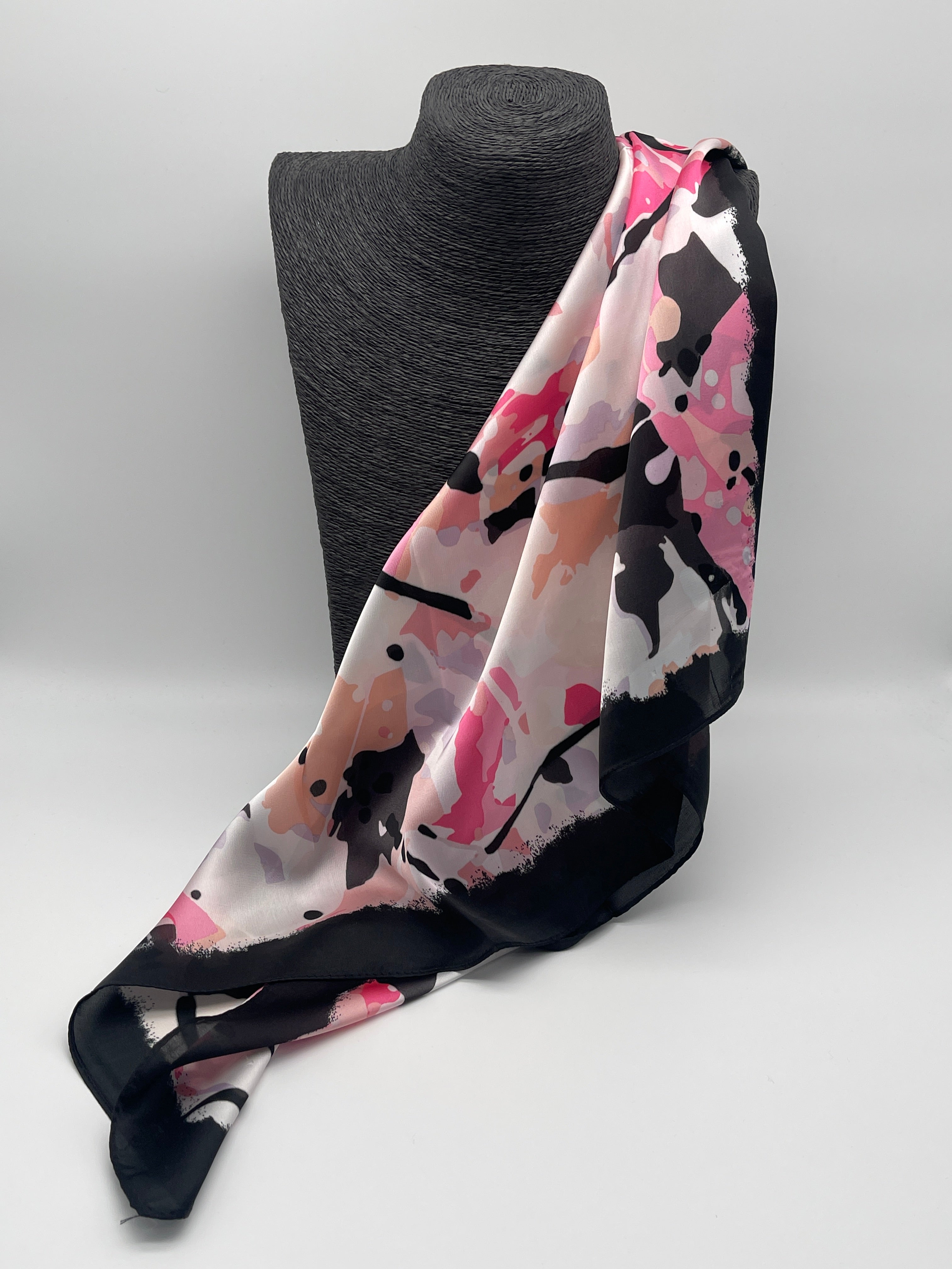 Tuch 70X70 Muster in Schwarz/Pink