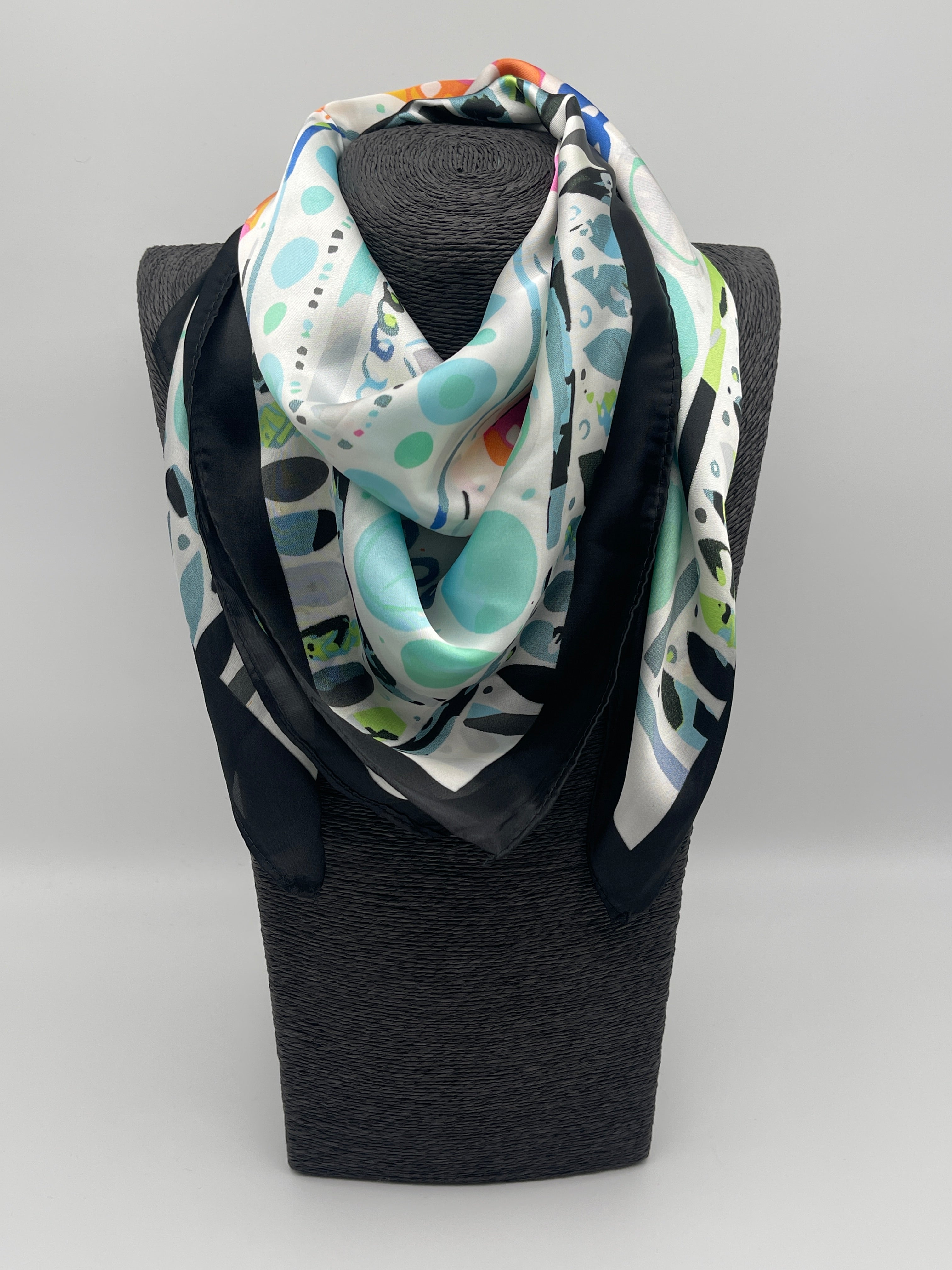 Tuch 70X70 Muster in Schwarz/Bunt