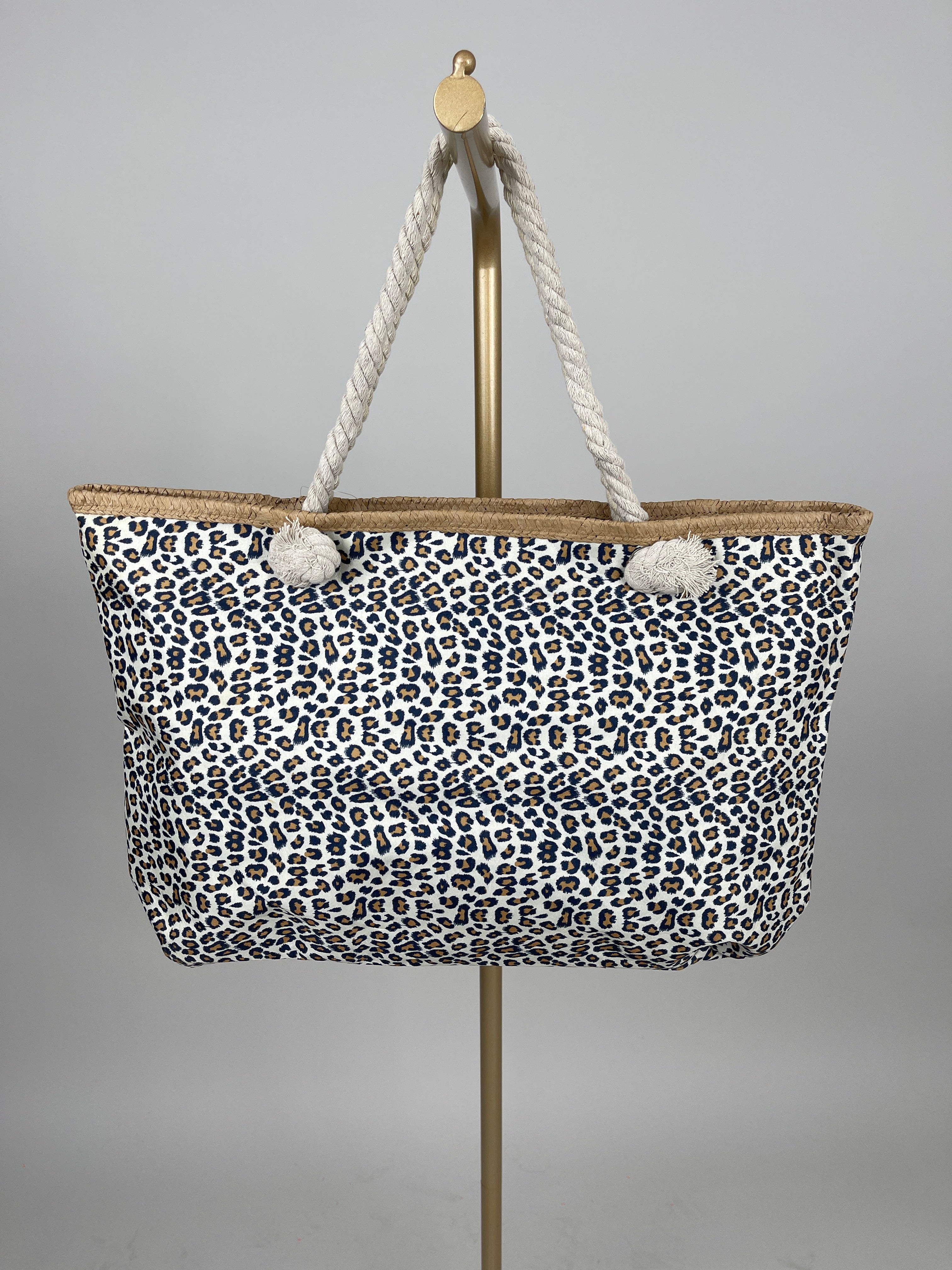 Shopper Leo