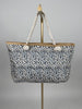 Shopper Leo