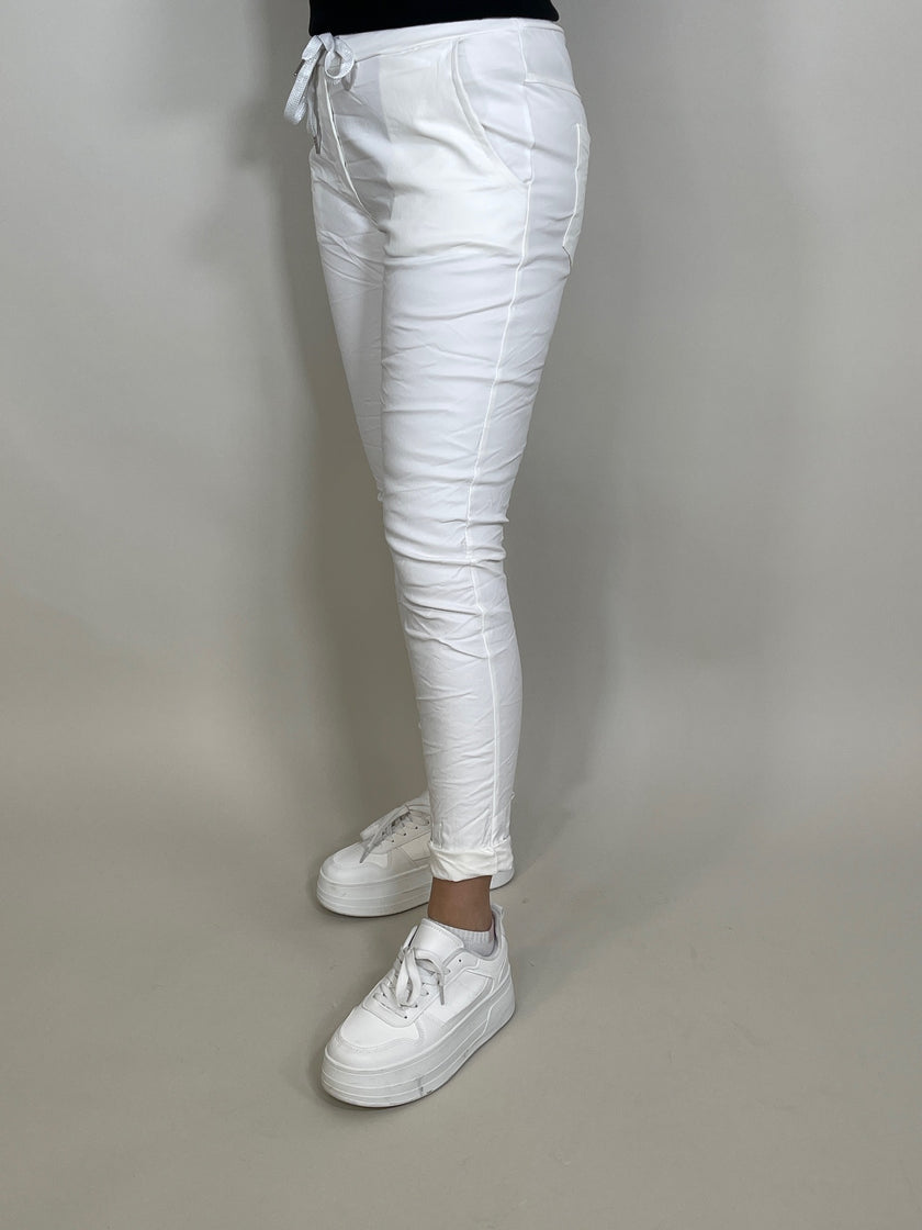 Jogpants Lederoptik in Offwhite Artikel 12007