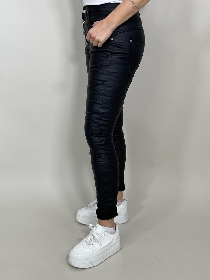 Hose Lederoptik mit Knopfleiste in Schwarz Artikel 5442