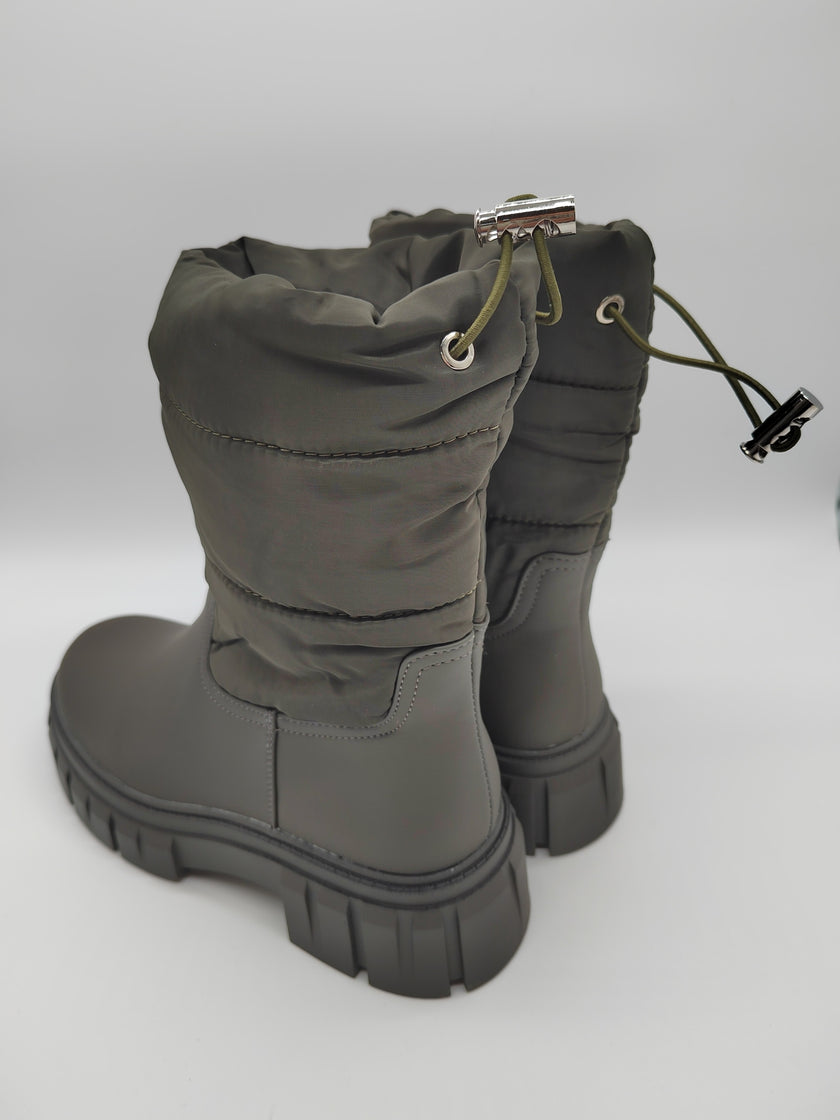 Boots mit Stoffeinsatz in versch. Farben Artikel 3251