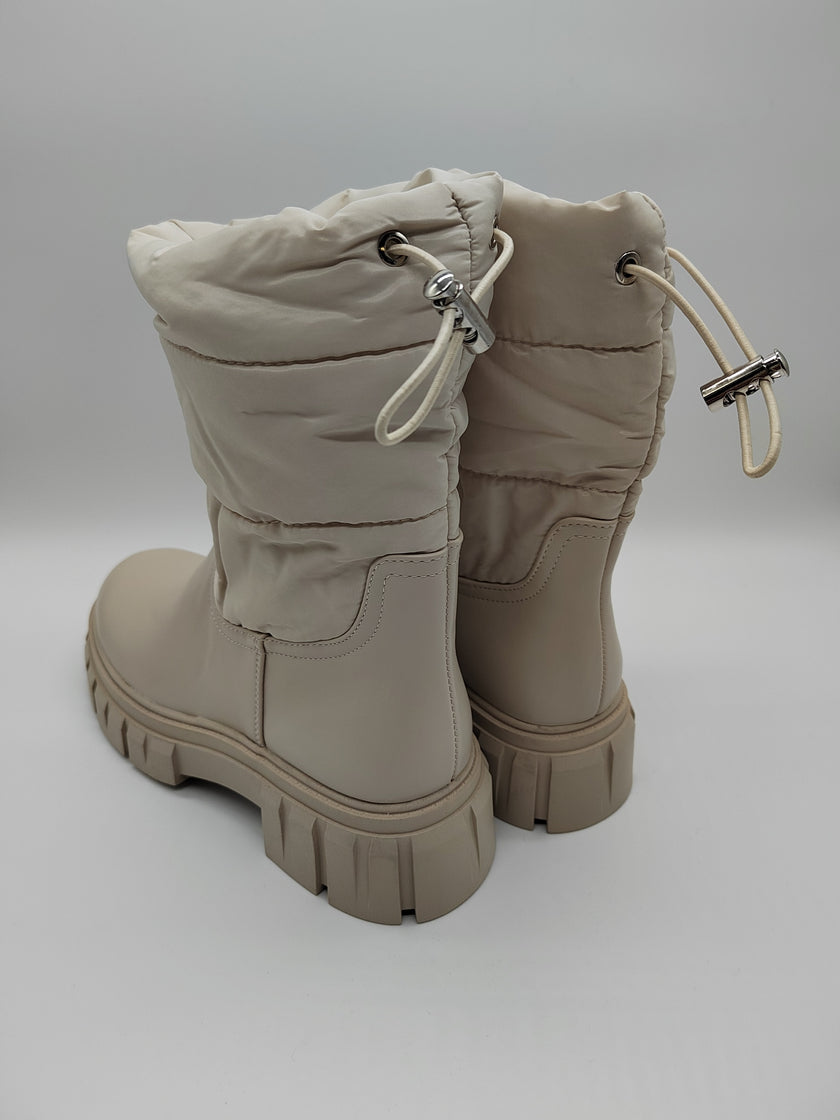 Boots mit Stoffeinsatz in versch. Farben Artikel 3251