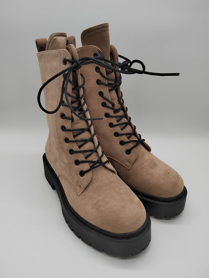 Schnürboots in Beige Artikel 2408