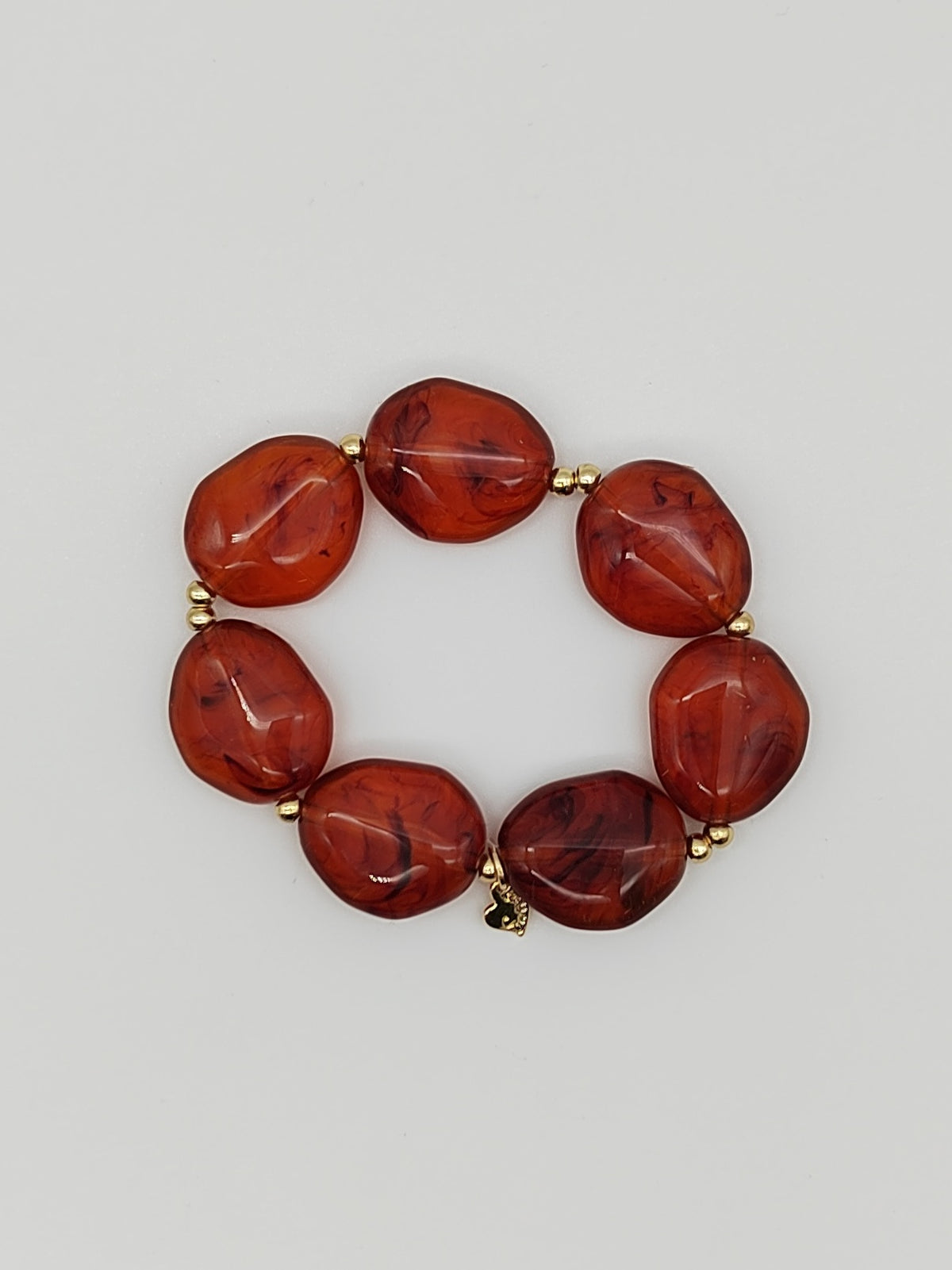 Armband mit Steinen in versch. Farben