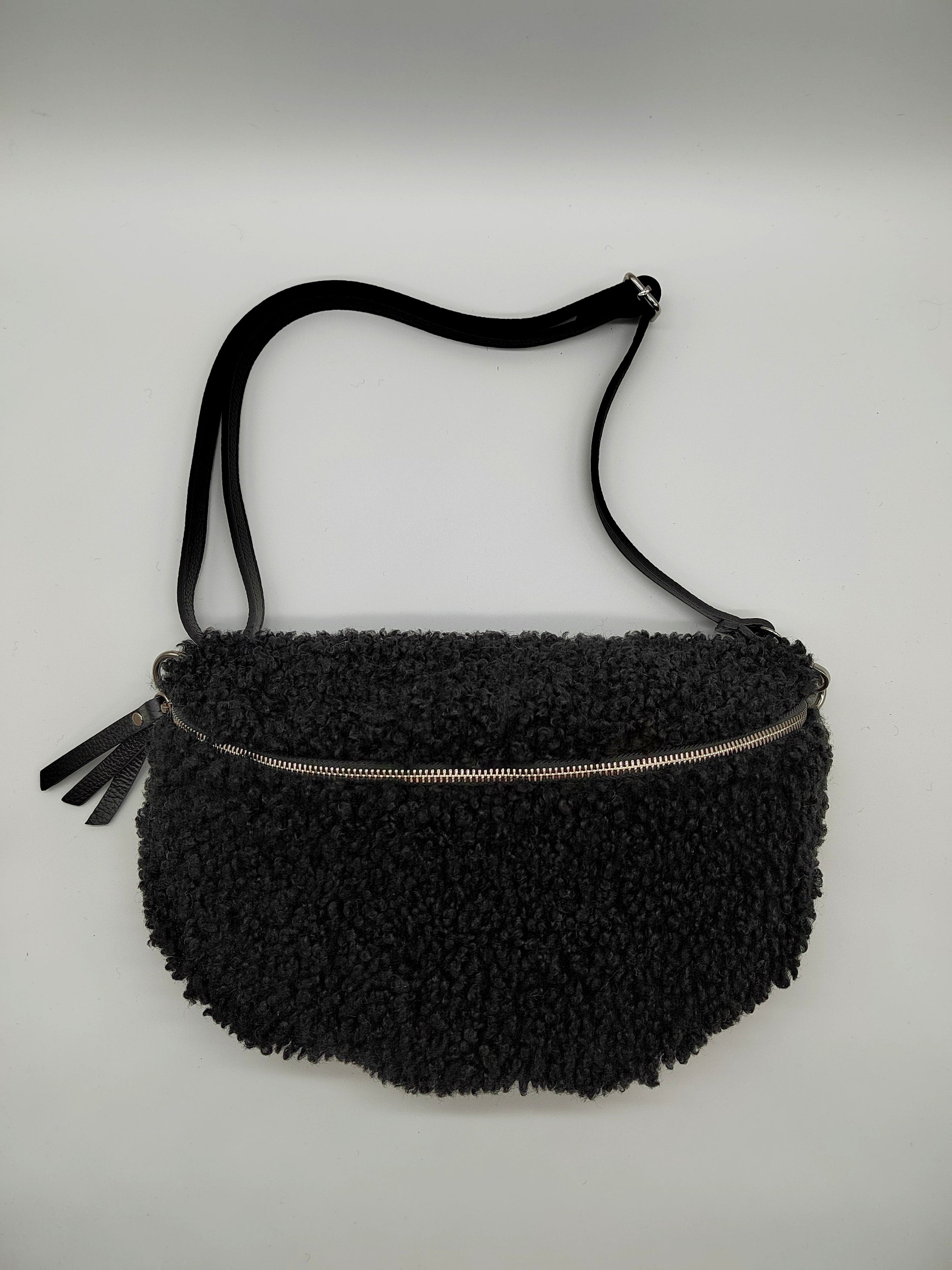 Bauchtasche groß mit Teddyfell in Artikel 5354
