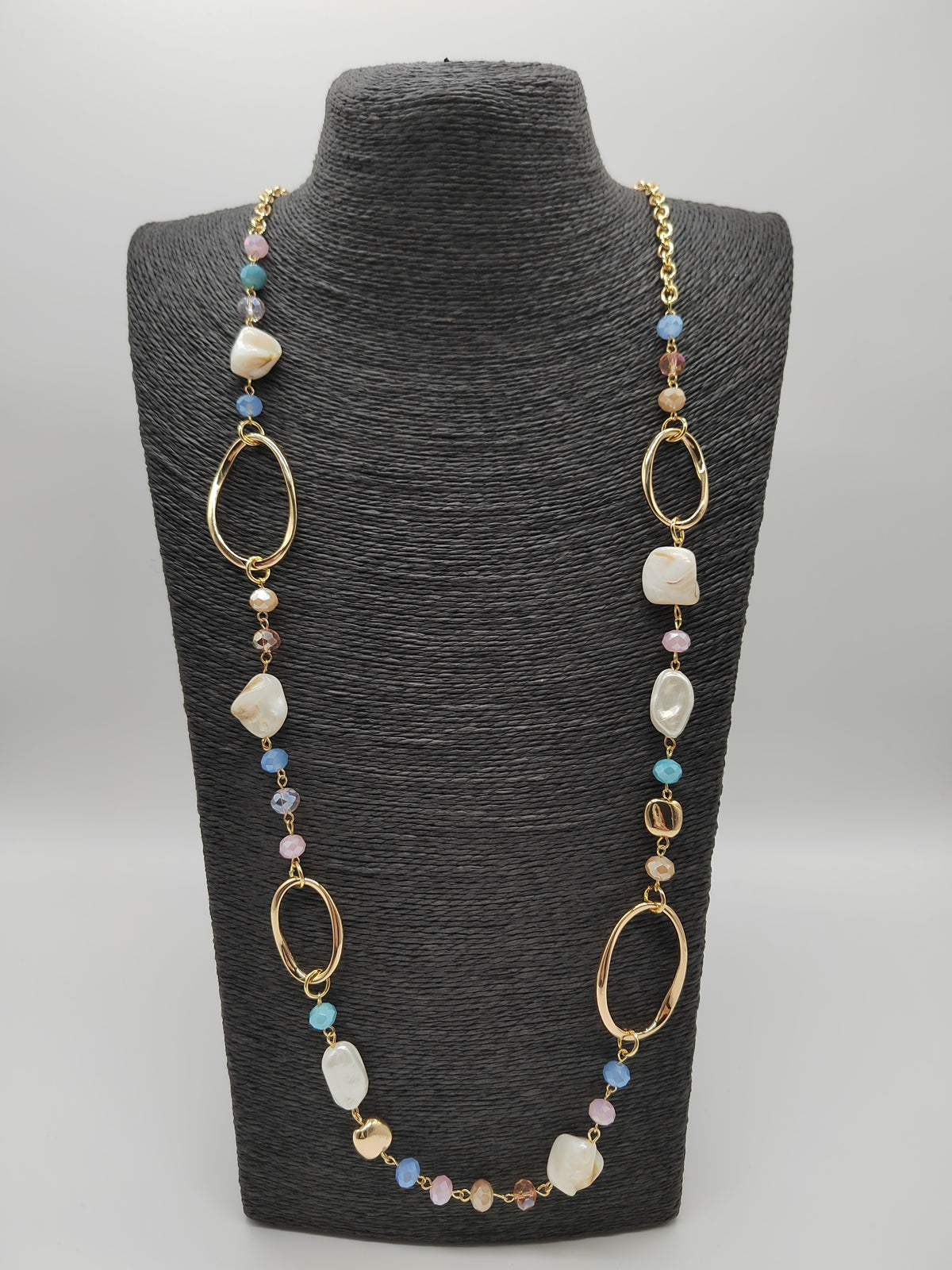 Kette mit goldenen Gliedern und Shell pearl