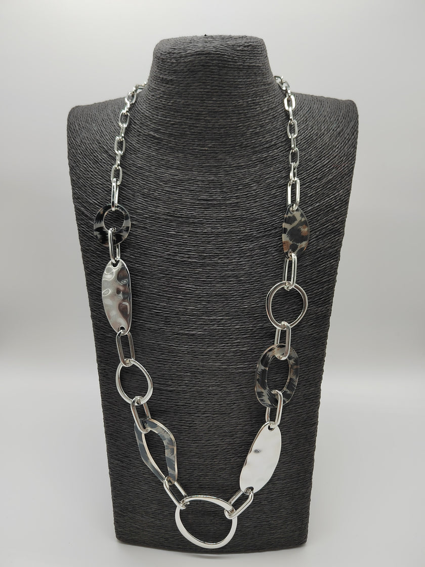 Kette mit großen Gliedern und Leo-Details Artikel 5529