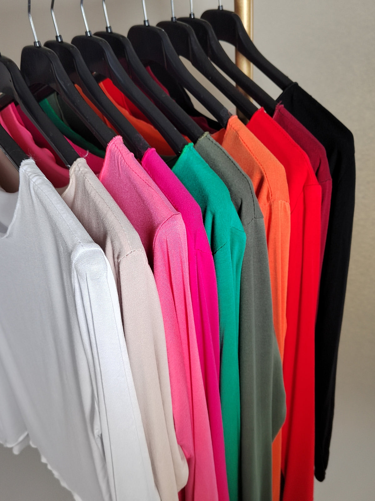 Langarmshirt Uni Basic in versch. Farben