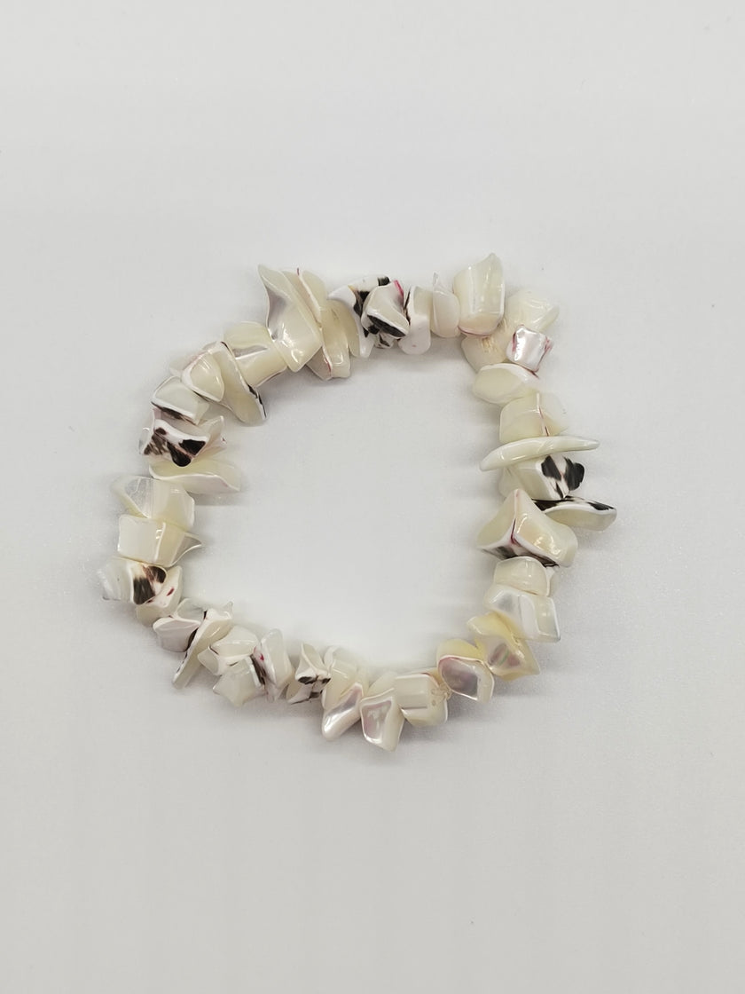 Armband mit Steinen von MOSHI in Creme Artikel 5725