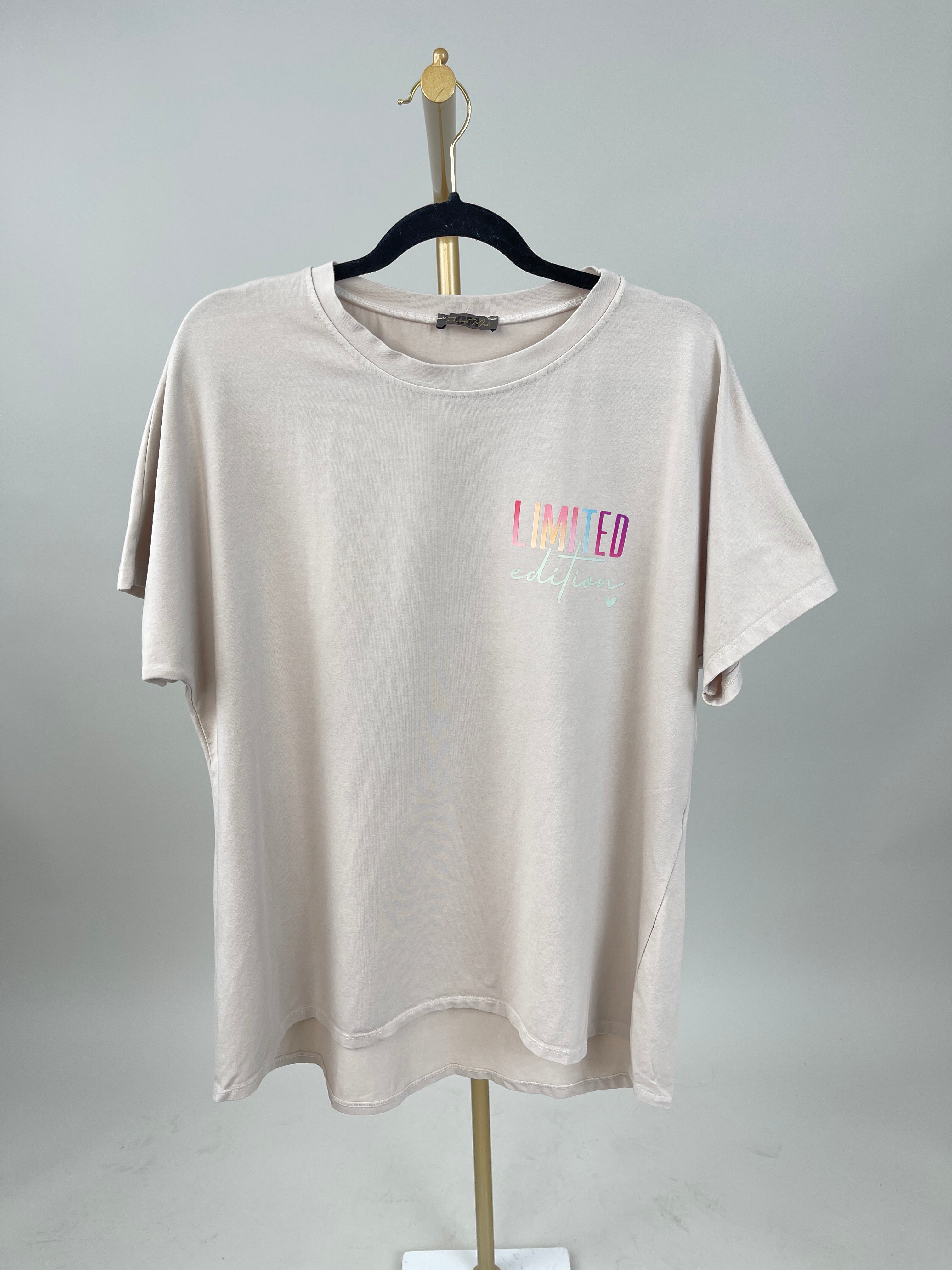 T-Shirt Limited Edition in Beige