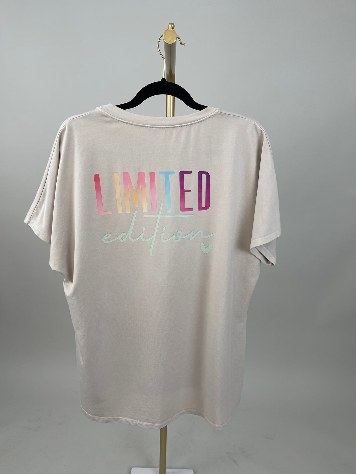 T-Shirt Limited Edition in Beige