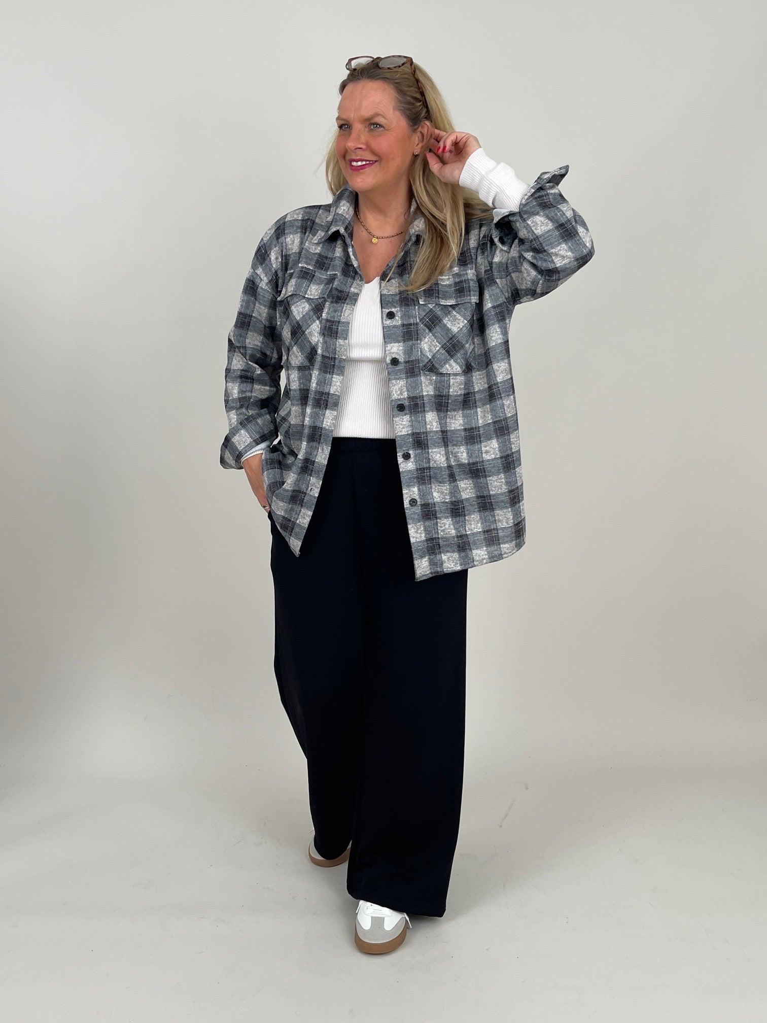 Blusenhemd Karo Muster in Grautönen Artikel 6547